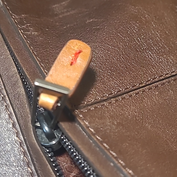 Velez Leather Laptop Briefcase - Picture 5 of 11